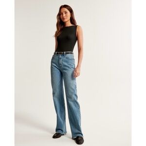 Abercrombie & Fitch High Rise 90s Relaxed Jean